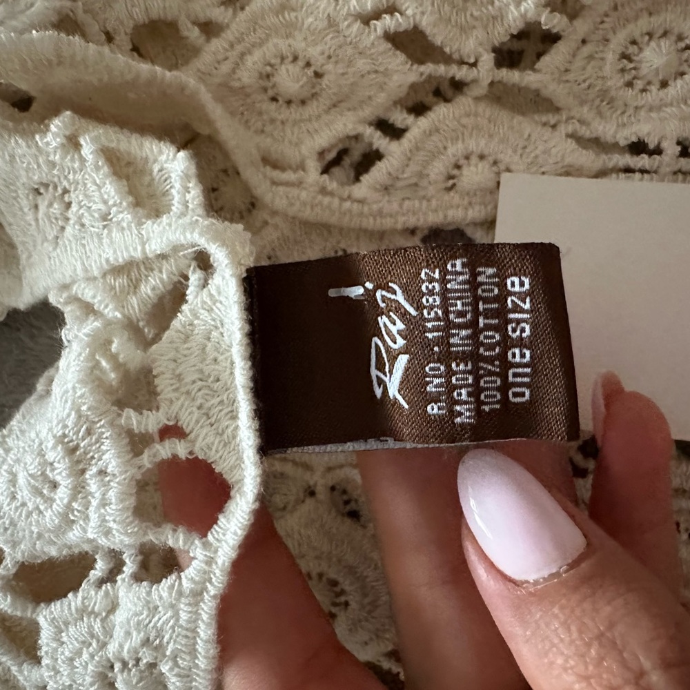 Raj crochet cover up or cardigan nwt - Picture 9 of 11